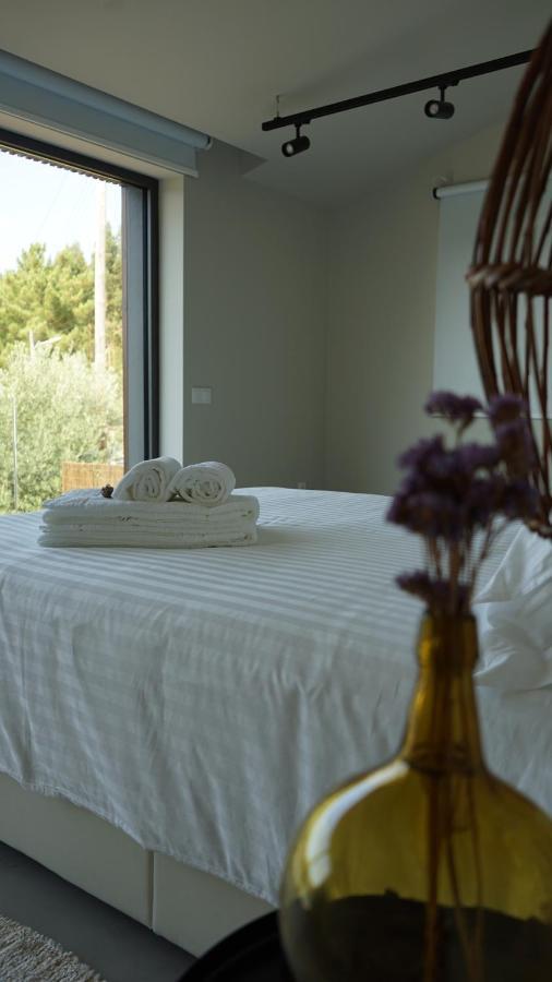 Zab Living Bed & Breakfast Vila de Rei Exterior foto